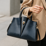 Isabella – Structured Handbag with Textured Finish