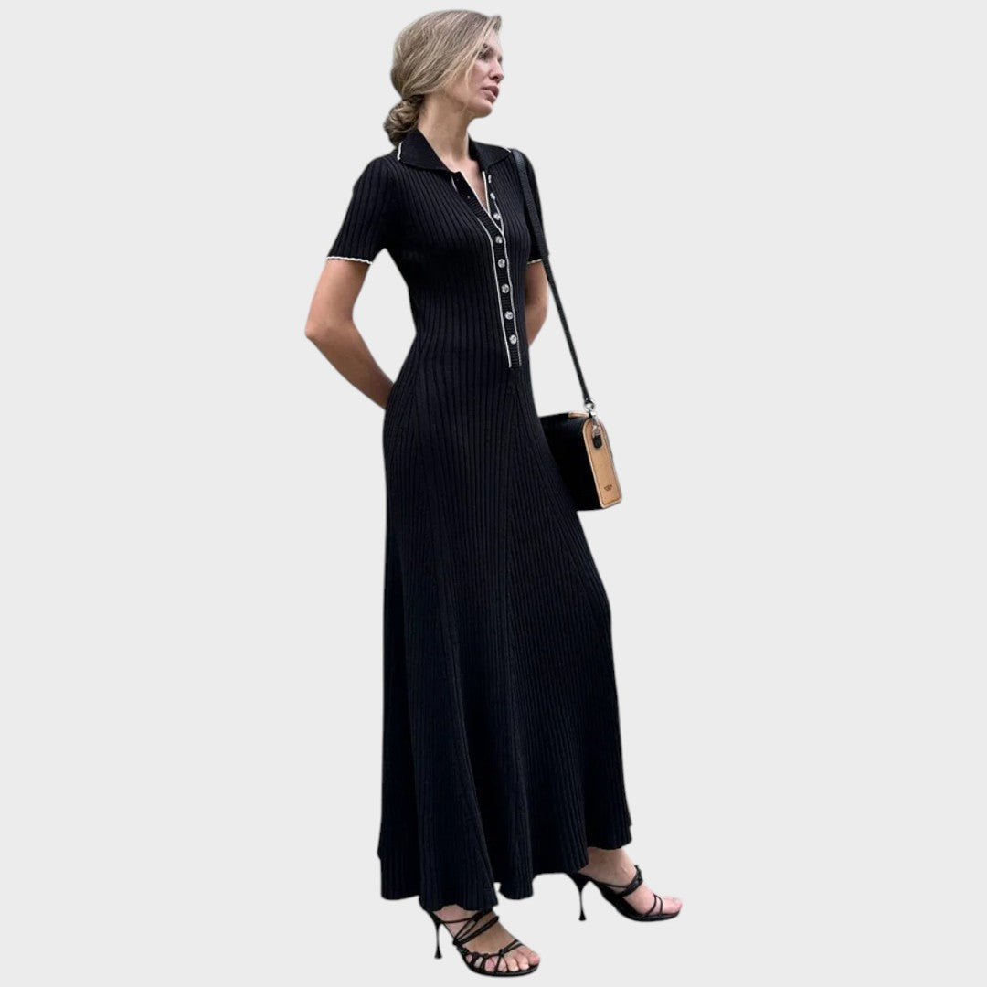 Lídia – Knitted Dress with V-Neck and Buttons