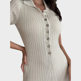 Lídia – Knitted Dress with V-Neck and Buttons