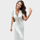Lídia – Knitted Dress with V-Neck and Buttons