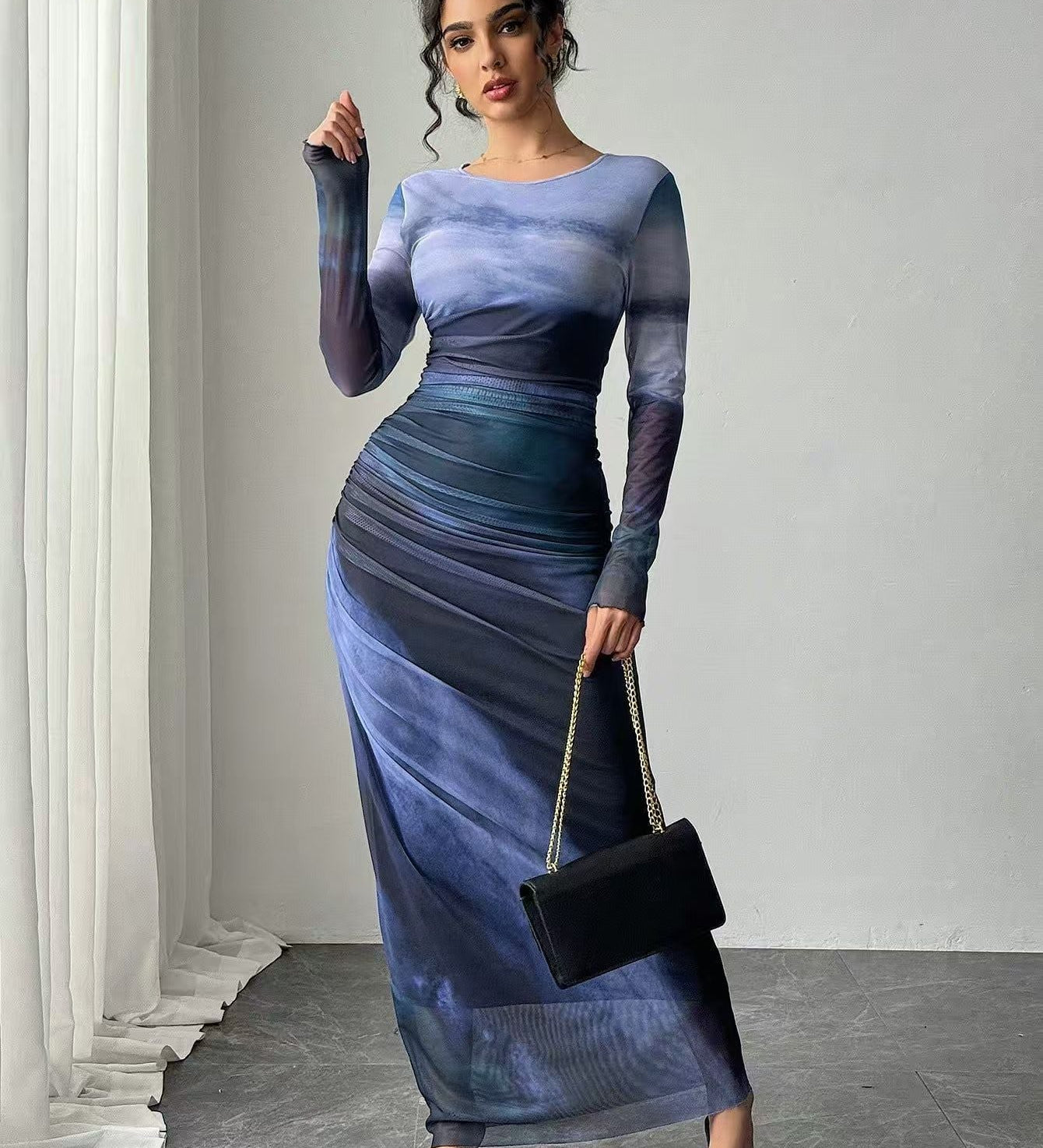 Natalia | Comfortable Long Sleeve Printed Maxi Bodycon Dress
