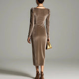 Paula | Pleated velvet dress that flatters the figure